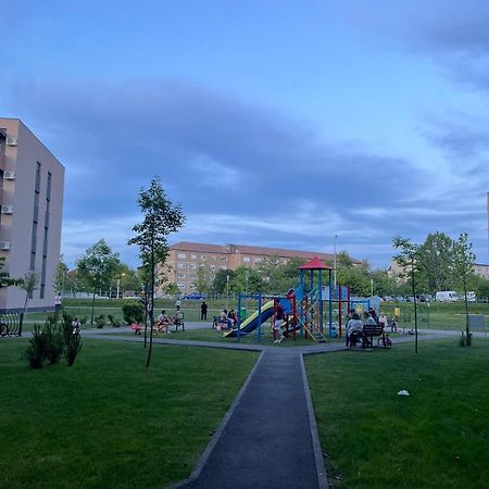Universitatii Rooms Nagyvárad Kültér fotó